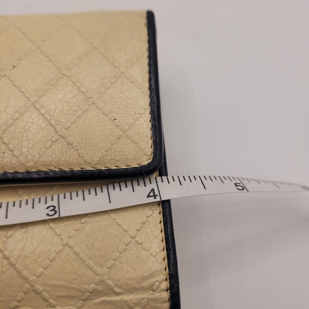 Chanel Cream CC Caviar Leather Wallet - Picture 9 of 9